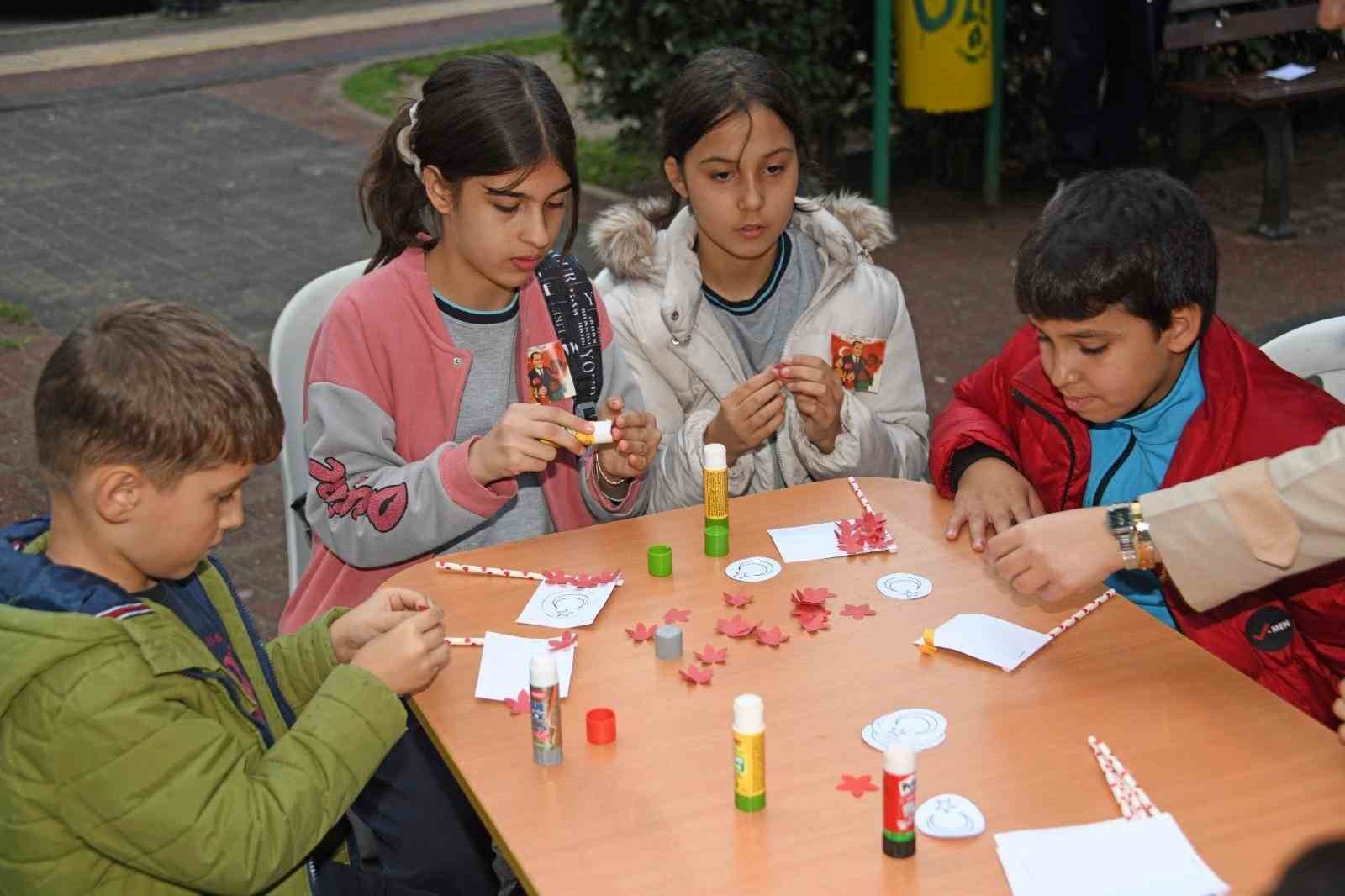 gezici kutuphaneden cocuklara ozel bayram turu 2 jc2c4kmU