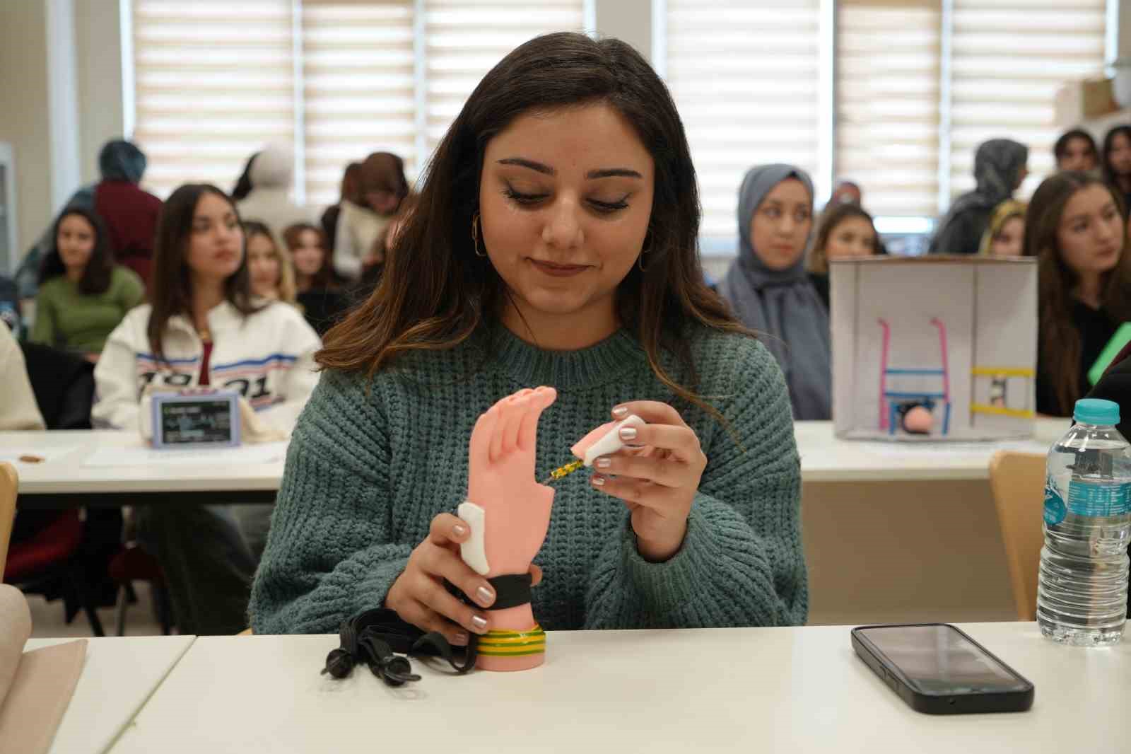 gibtu ogrencilerinden depremzede anneler ve hamile kadinlar icin inovasyon projesi 2 2Hca3qvh