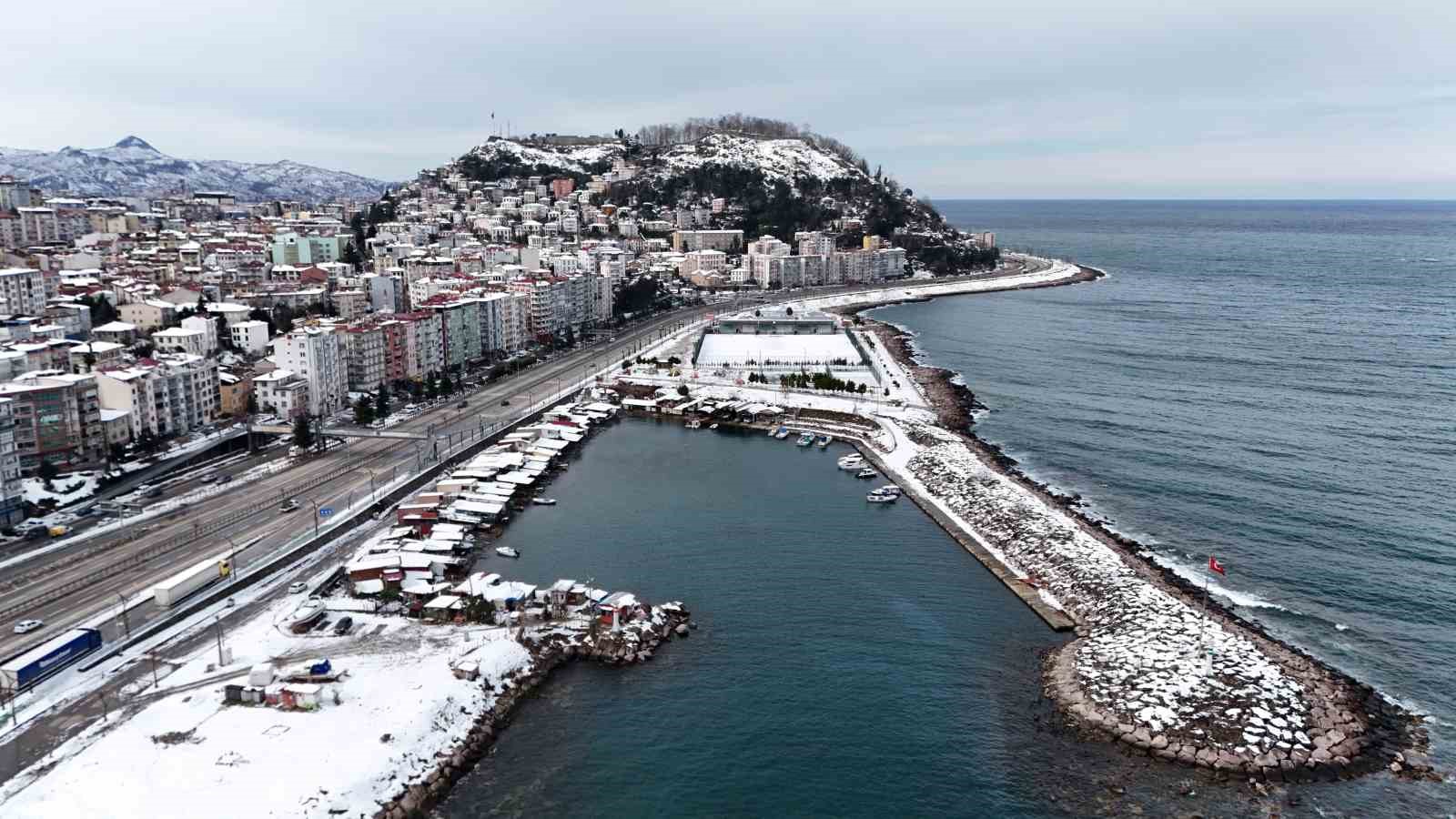 giresunda kar sonrasi kartpostallik manzaralar ortaya cikti 5 BiVIGLBQ