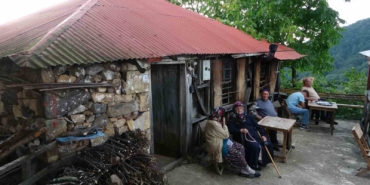 giresunda-yayla-yolundaki-70-yillik-kahvehane-zamana-direniyor-2v3MQ8ch.jpg