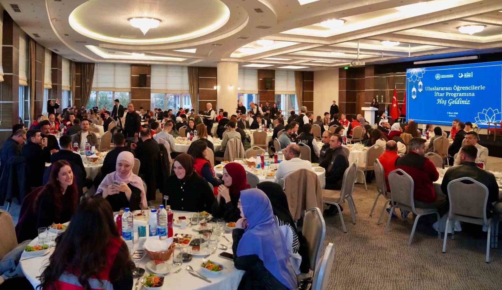goc idaresi baskanligi uluslararasi ogrencilerle iftar yemeginde bir araya geldi 0 l8VBbee1
