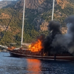 gocekte-tekne-yangini-yu7dF1Tw.jpg