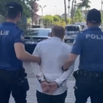 gocmen-kacakciligi-sucundan-6-yil-hapis-cezasi-alan-hukumlu-bafrada-yakalandi-O9IAAbX1.jpg