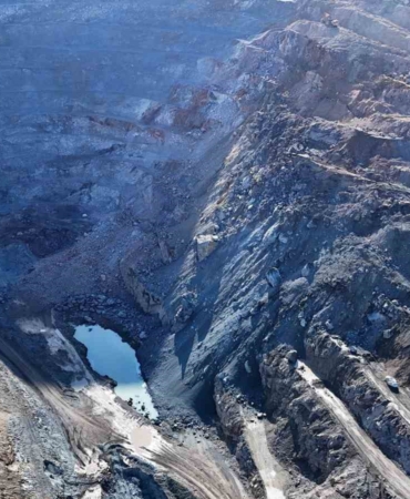gocuk-altinda-santiye-mudurunu-kurtarma-calismalari-4uncu-gununde-devam-ediyor-ieYuDhfU.jpg