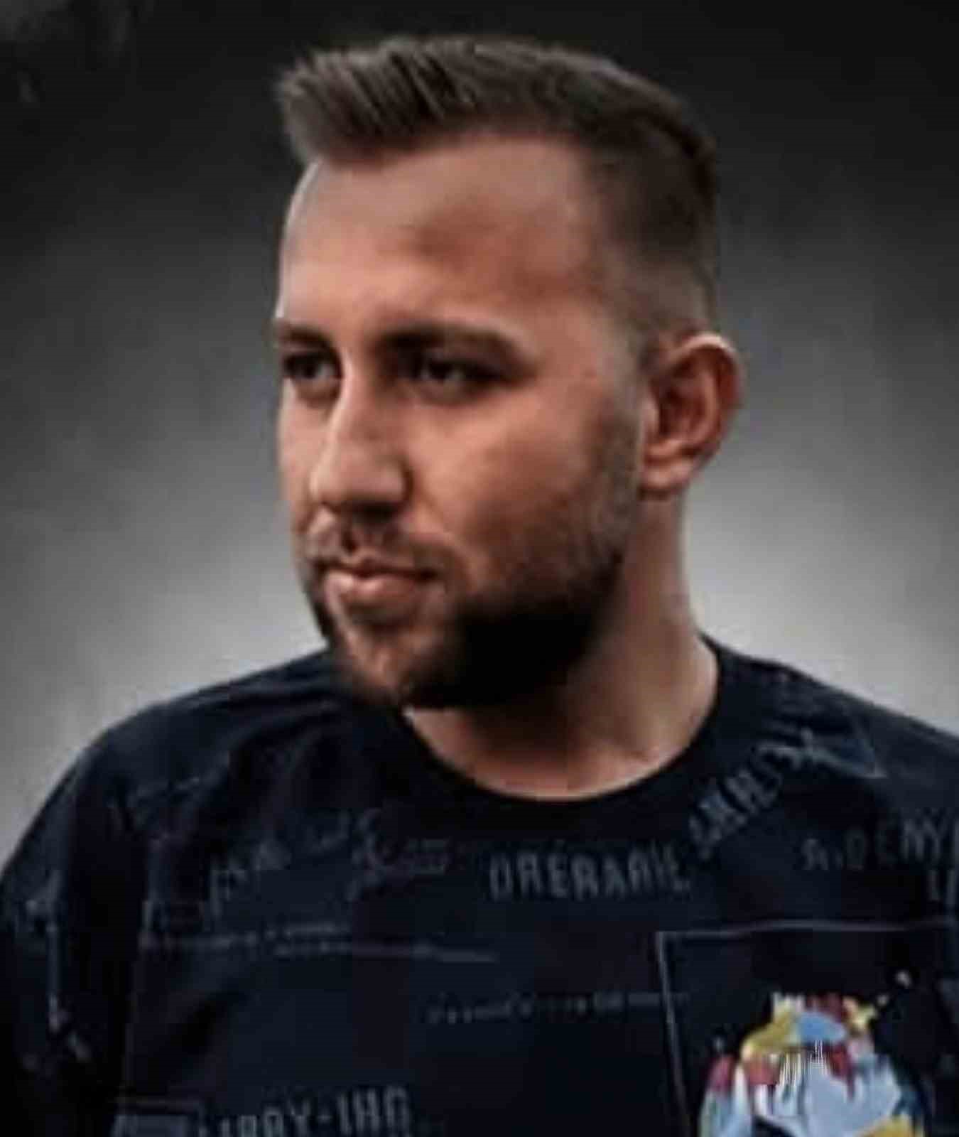 Göçükte hayatını kaybeden madencinin 2 ay sonra baba olacağı ortaya çıktı 4 gocukte hayatini kaybeden madencinin 2 ay sonra baba olacagi ortaya cikti 0 UpDlYEXI