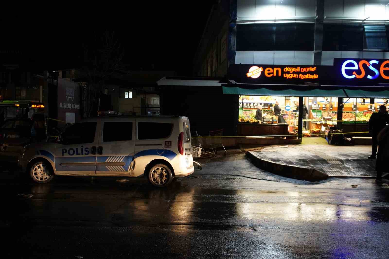 gogsunden bicaklanmisti hayatini kaybetti kacan supheli yakalandi 0 76kFulZs