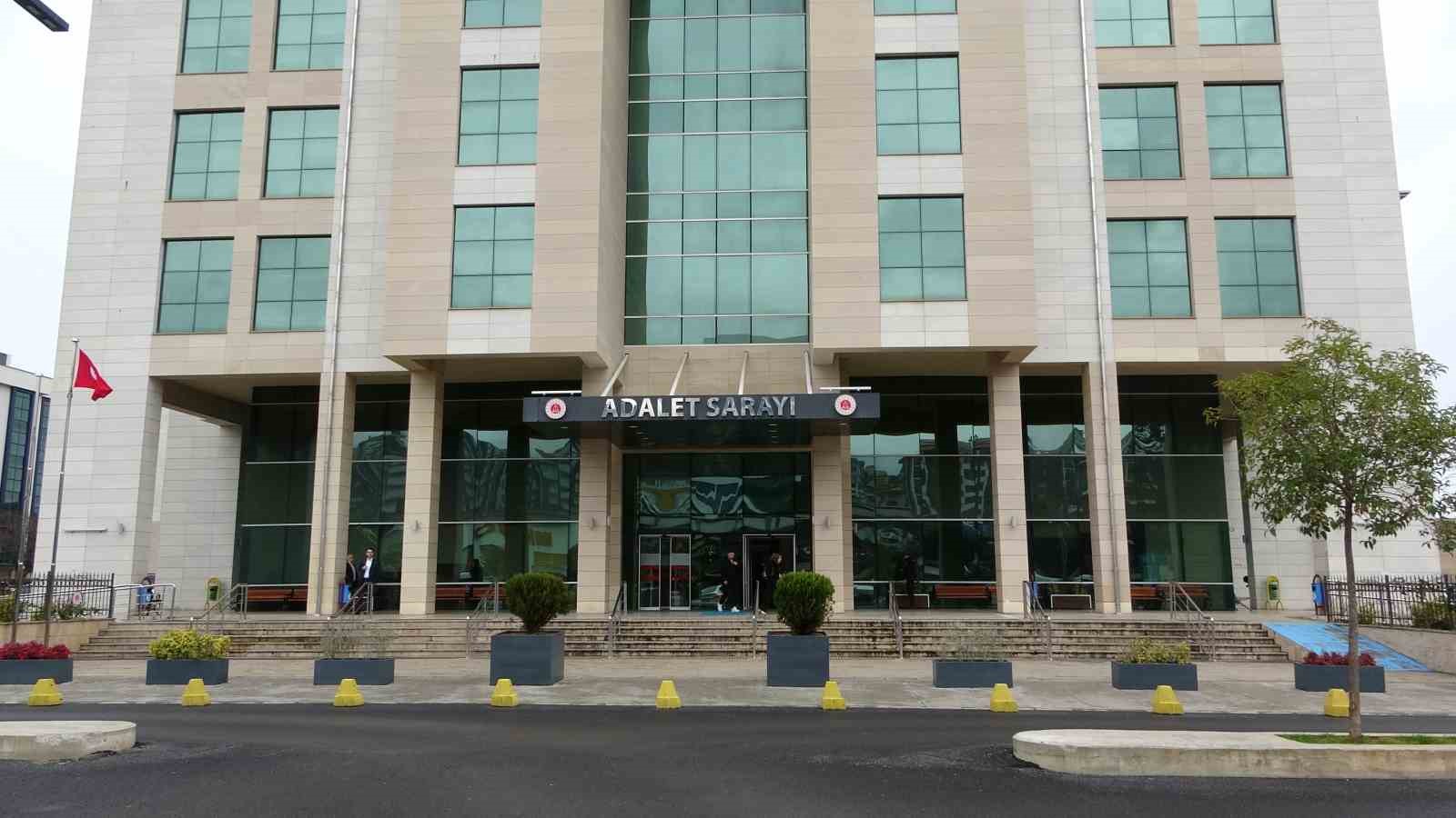 Göğsüne bıçak saplanan ve başı taşla ezilen Pınar Kaynak davasında ikinci kez karar çıktı 6 gogsune bicak saplanan ve basi tasla ezilen pinar kaynak davasinda ikinci kez karar cikti 3G91HmUe