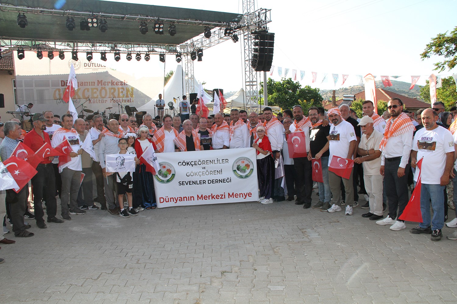 gokceoren bir ilke imza atti dunyanin merkezi gokceoren kultur festivali yogun ilgi gordu 4 dchZ2lcd