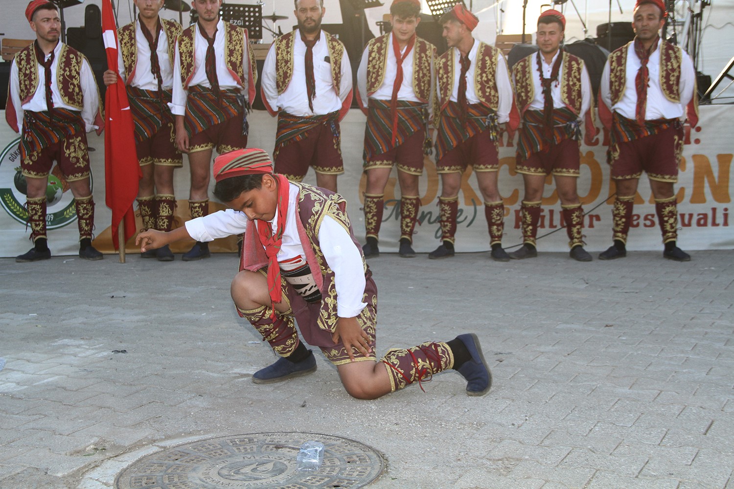 gokceoren bir ilke imza atti dunyanin merkezi gokceoren kultur festivali yogun ilgi gordu 7 JWKVLyv9