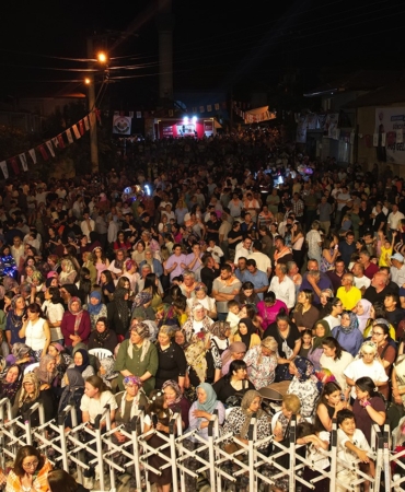 gokceoren-bir-ilke-imza-atti-dunyanin-merkezi-gokceoren-kultur-festivali-yogun-ilgi-gordu-PM3INOfT.jpg