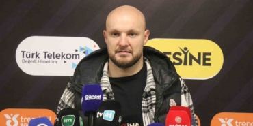 gokhan-degirmenci-penalti-gibi-gozukuyor-maalesef-verilmedi-5fEzuuuf.jpg