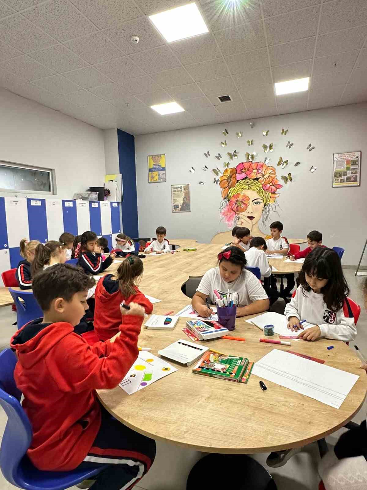 gokkusagi kolejinde cifte gurur 1