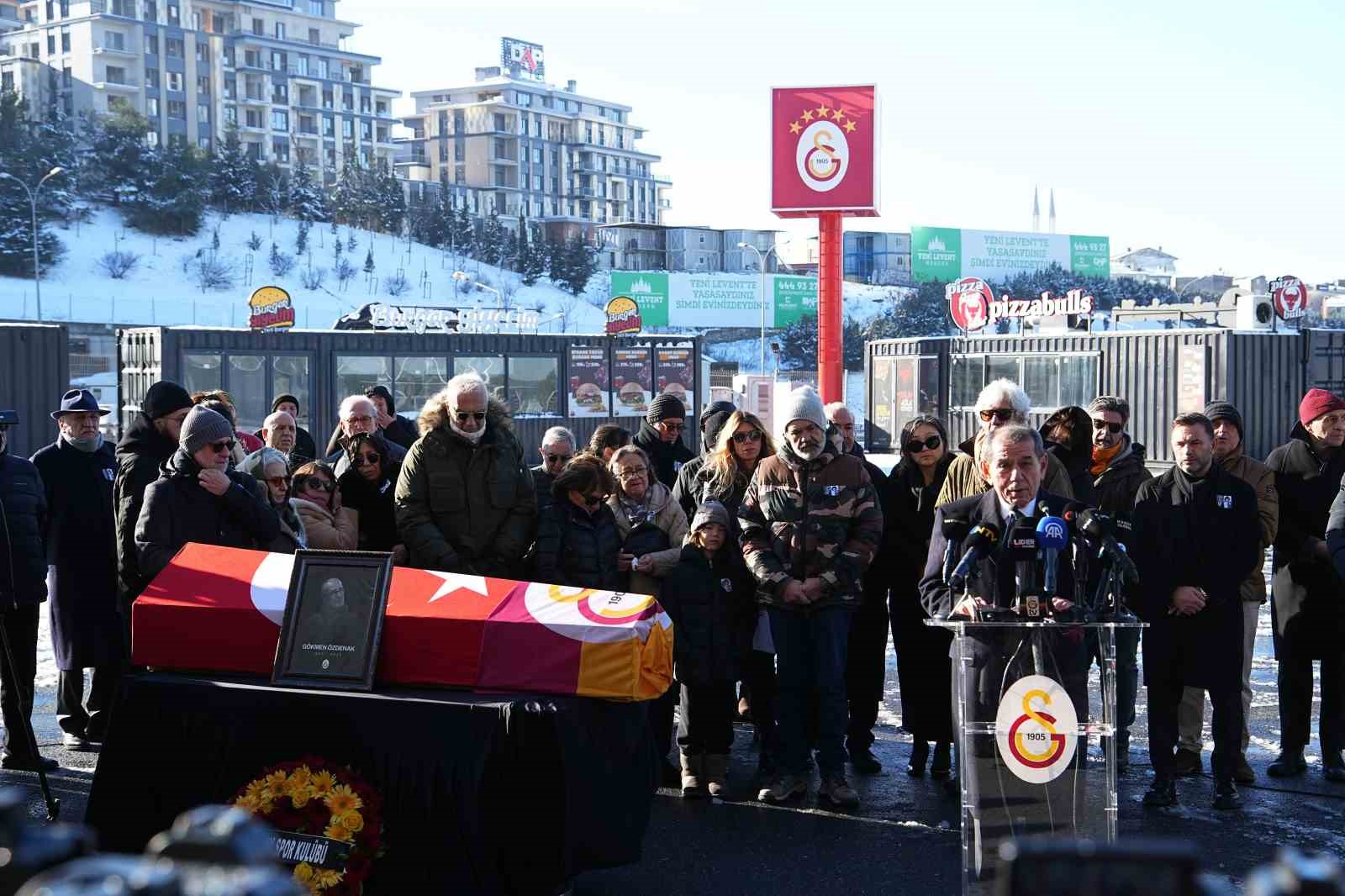 gokmen ozdenak icin stadyumda toren duzenlendi 8