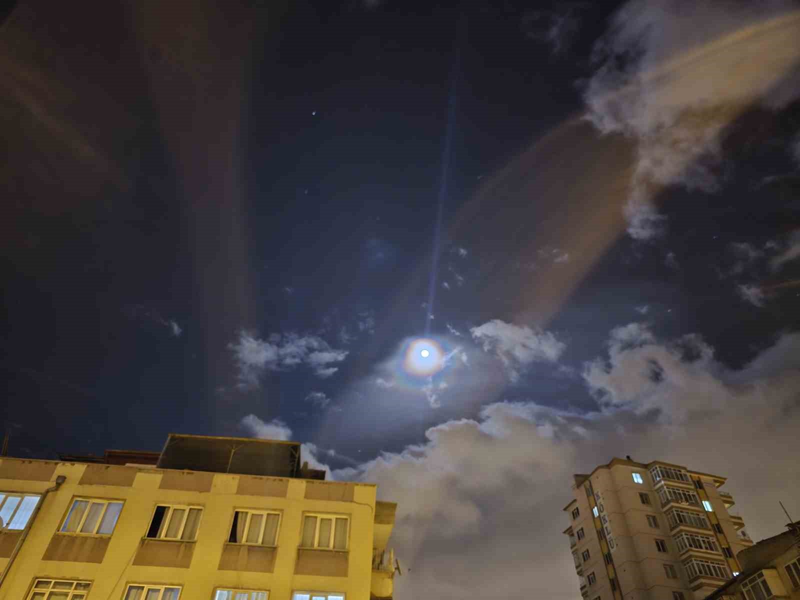 gokyuzunde gorsel solen lunar corona goruntulendi 6 4AbbCInH