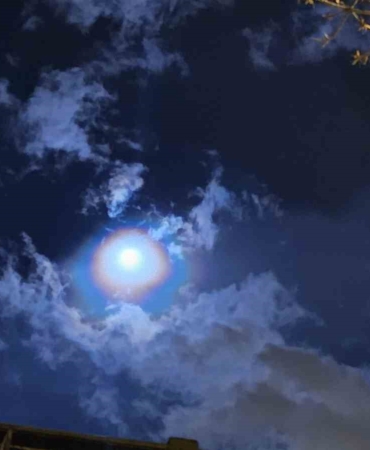 gokyuzunde-gorsel-solen-lunar-corona-goruntulendi-WzPHt7WG.jpg