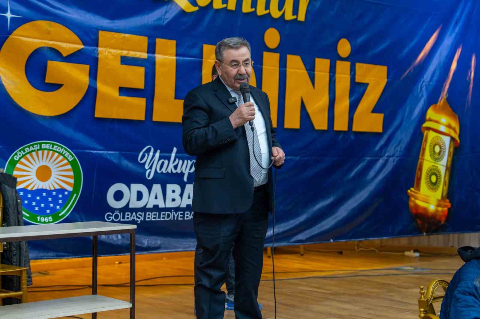 golbasi belediye baskani odabasi ilk iftarini vatandaslarla gerceklestirdi 5 HZBkyW63