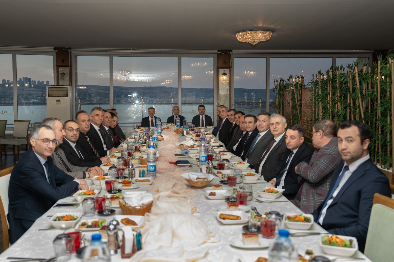 golbasi ilce erkani iftarda bir araya geldi 1