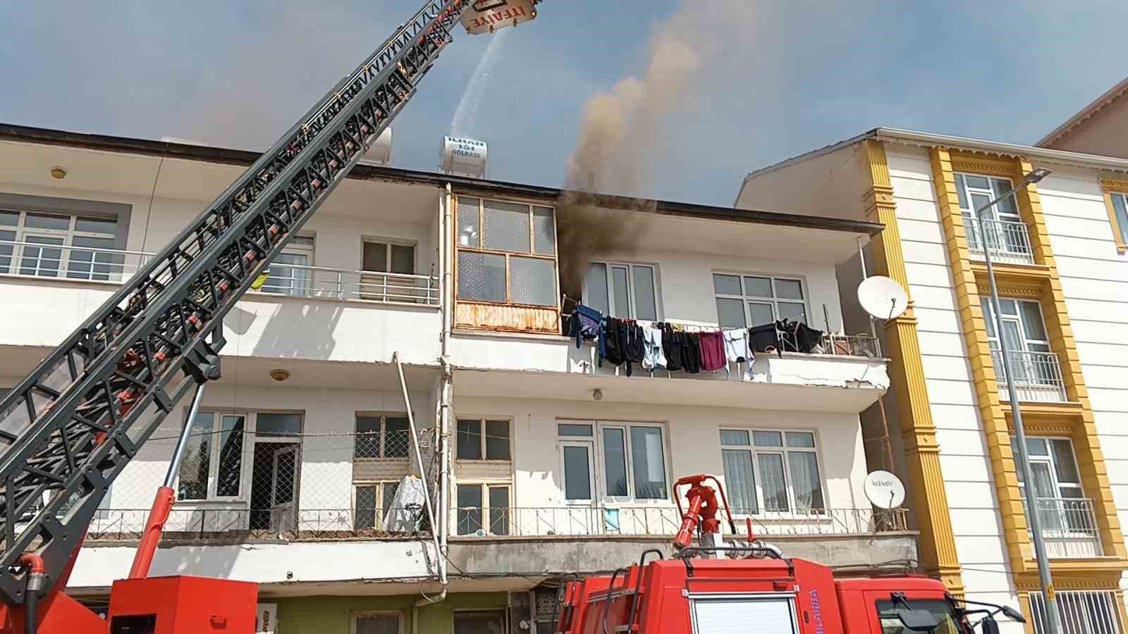 golbasinda ev yangini korkuttu 0 bu7VPsdC