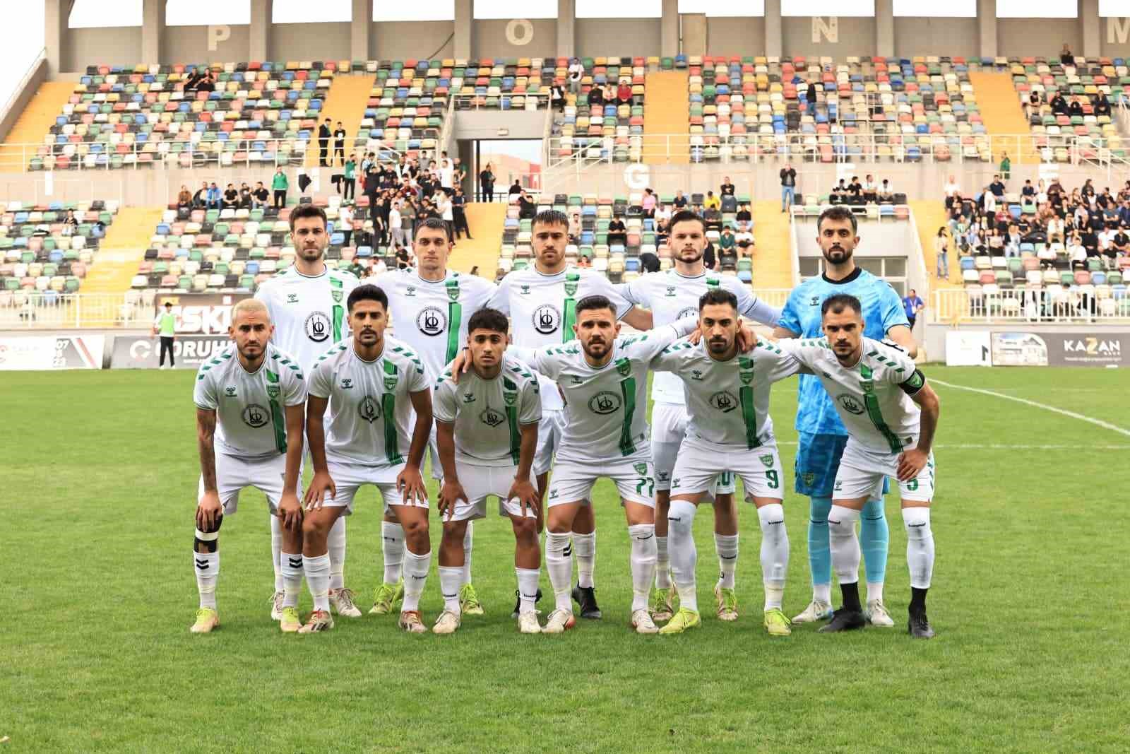 golcukspor 5 yil aradan sonra 3 tff lige yukseldi 3 JJRS1tK3