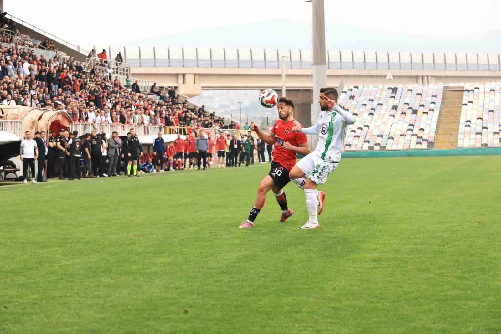 golcukspor 5 yil aradan sonra 3 tff lige yukseldi 8 GNKNKKqq