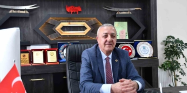 gole-belediye-baskani-budak-ozgur-ozel-esime-esiniz-dik-durmadi-ben-sizi-milletvekili-adayi-u8gWQx7E.jpg