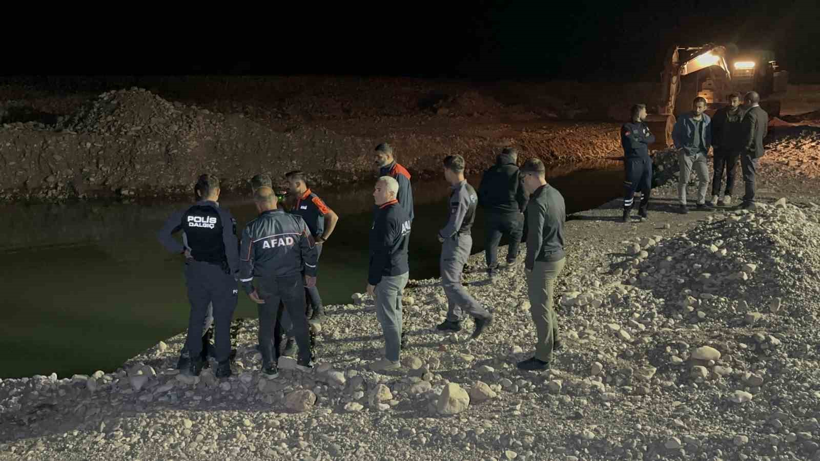 golete dusen kamyonet ekipleri harekete gecirdi 5 8yHd846h