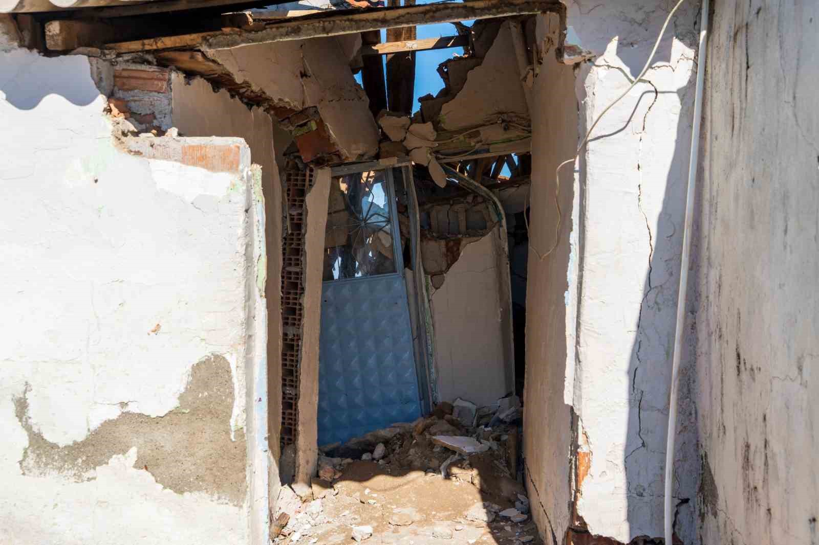 golmarmarada heyelan 7 ev kullanilamaz hale geldi 8 vJtm2fiE
