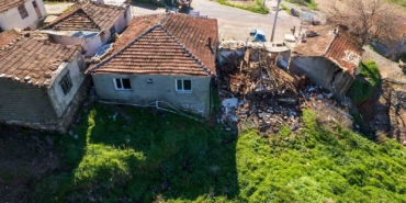 golmarmarada-heyelan-7-ev-kullanilamaz-hale-geldi-REbt7ISH.jpg