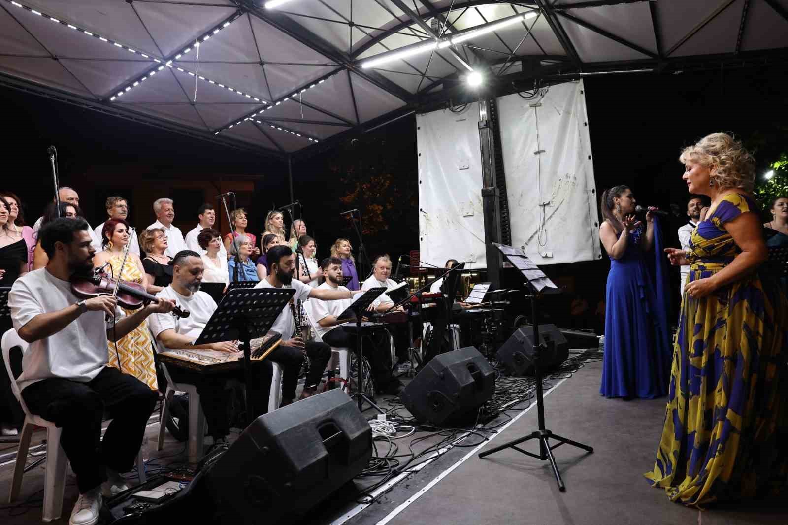 Gölyazı’da Sezen Aksu gecesi 4 golyazida sezen aksu gecesi 0 ISkYXGje
