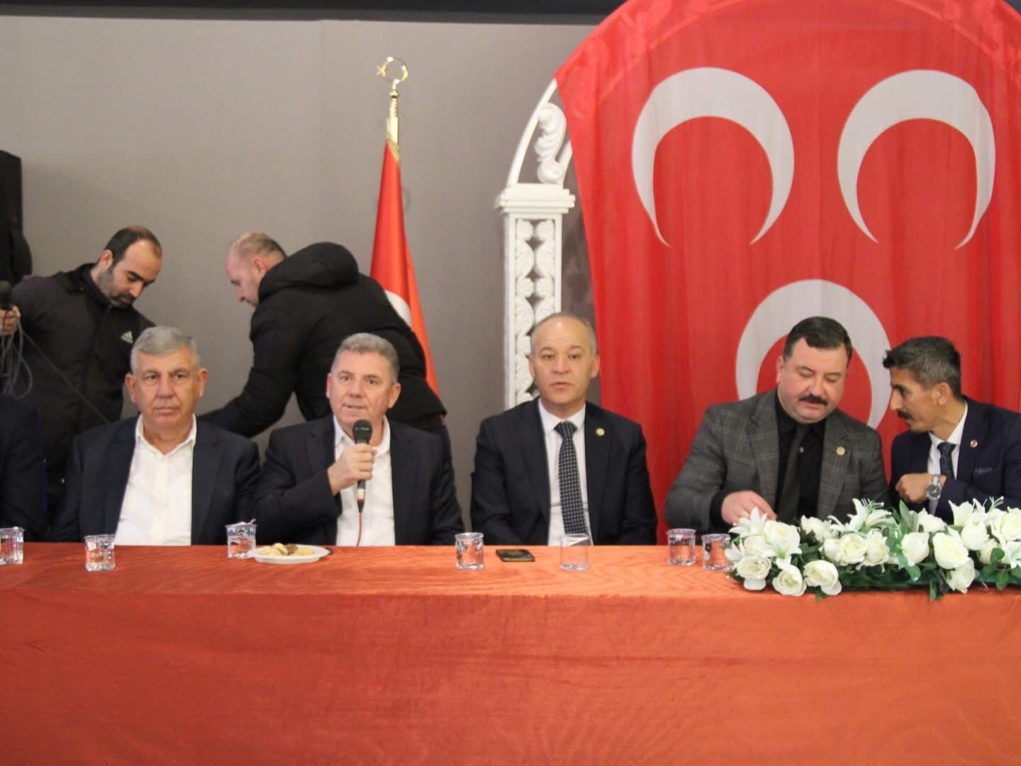 Gönen Çayı’ndaki kirlilik tartışması MHP toplantısına damga vurdu 5 gonen cayindaki kirlilik tartismasi mhp toplantisina damga vurdu 1 IjOqCsb6