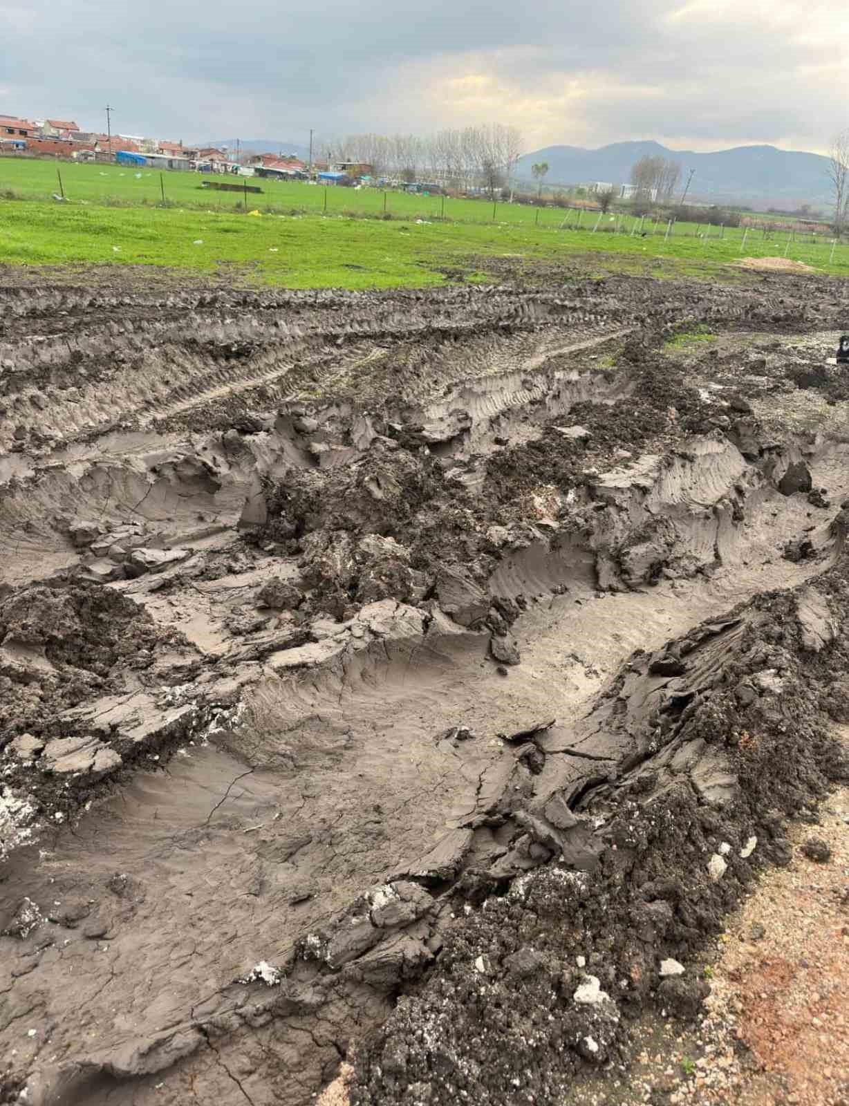 gonende imar var insaat var yol yok altyapi yok 2 62a7lyr4