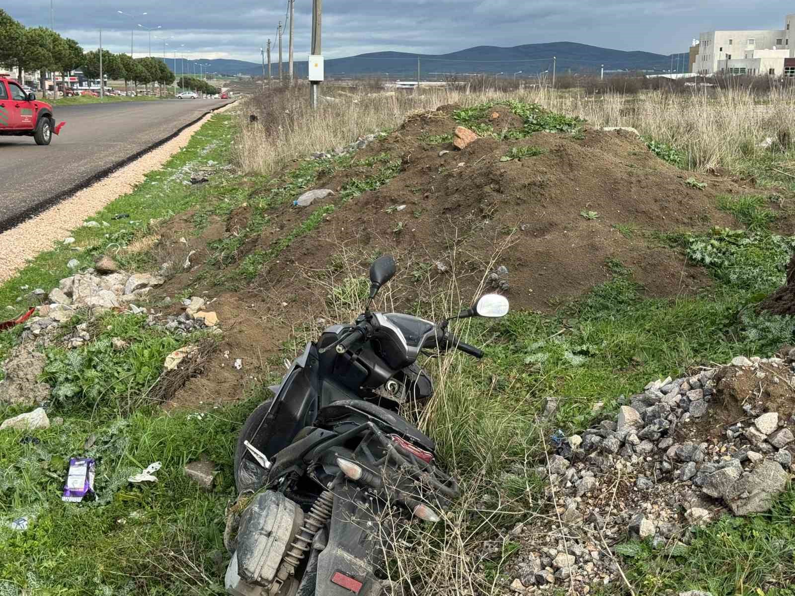 gonende kamyonet ile motosiklet carpisti 1 yarali 1 sZtjfCJp