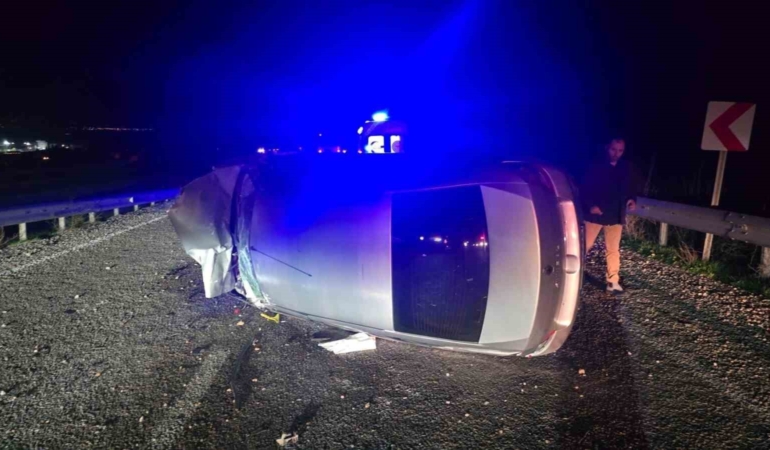 gonende-trafik-kazasi-2-kisi-hafif-yaralandi-iNkurtYU.jpg