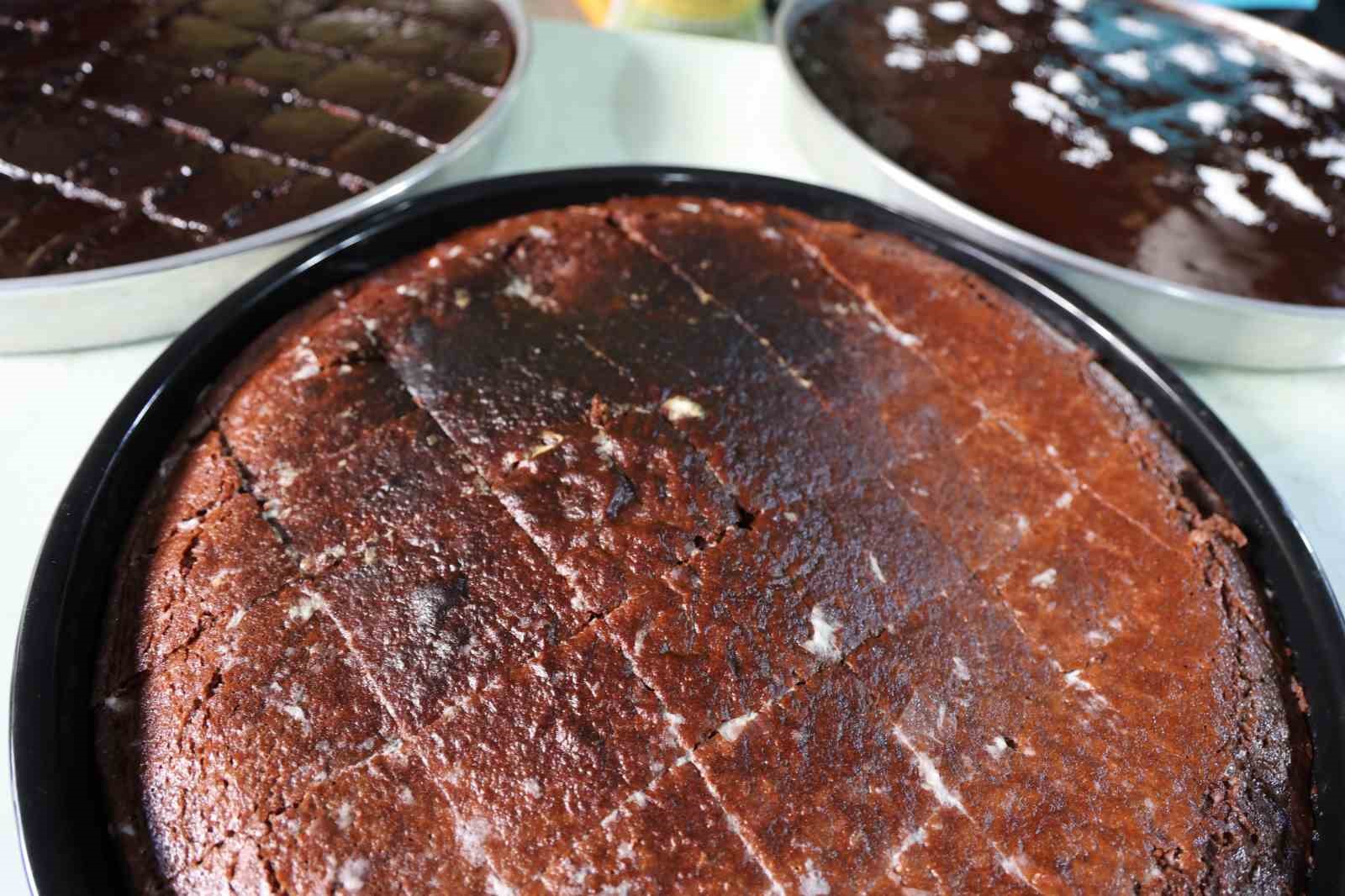 gonulluler el ele verdi her gun 250 ihtiyac sahibine iftar hazirliyor 8 KTk9uL96