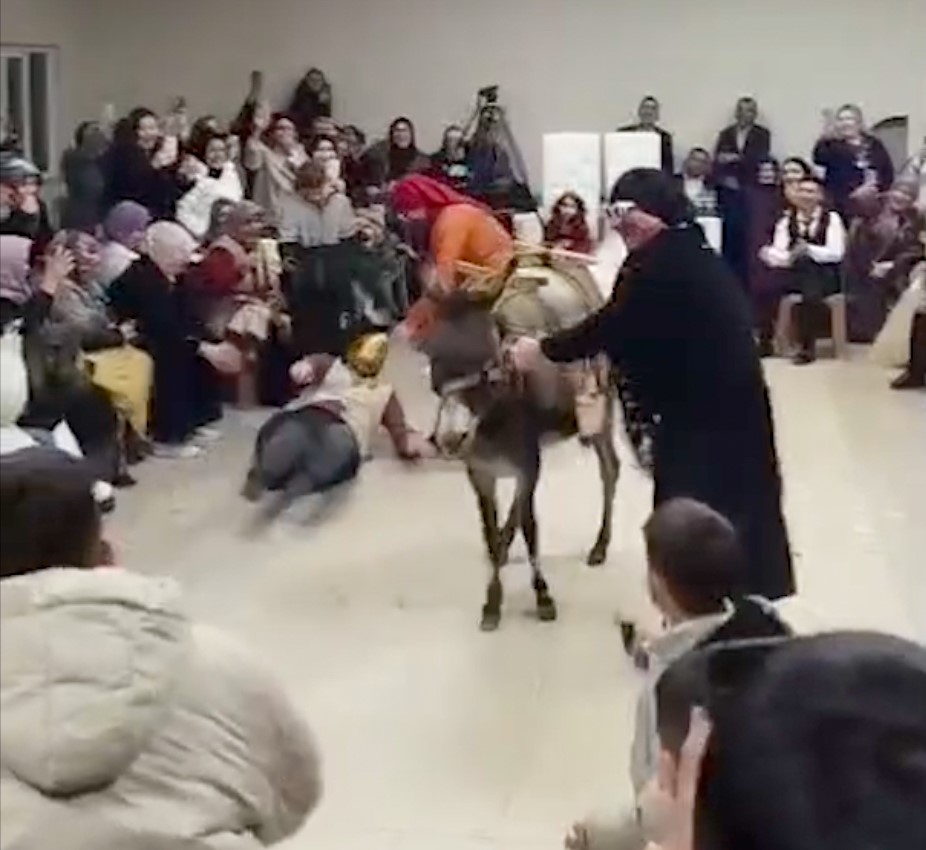 gordeste ilginc damat eglencesi 0