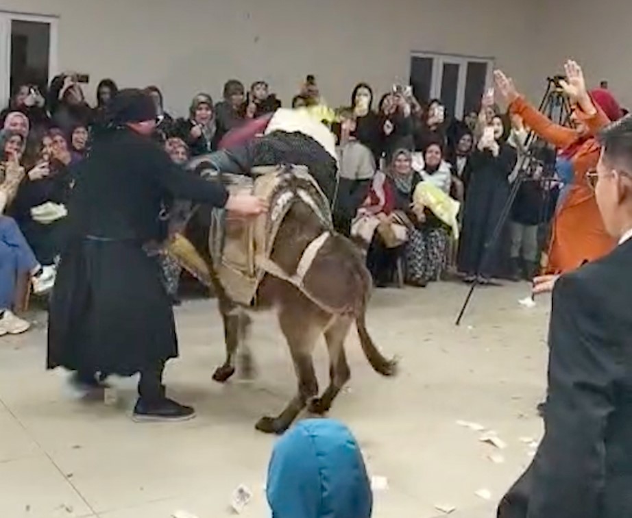 gordeste ilginc damat eglencesi 1