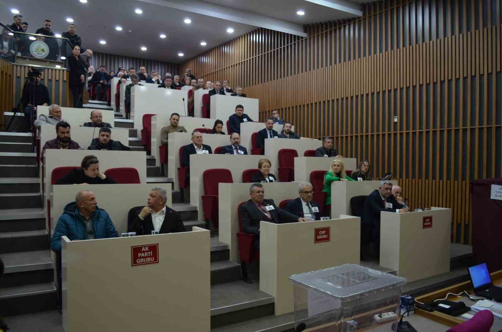 gorevden uzaklastirilan tanju ozcanin yerine yeni baskanvekili secildi 3 PAf6u3kL