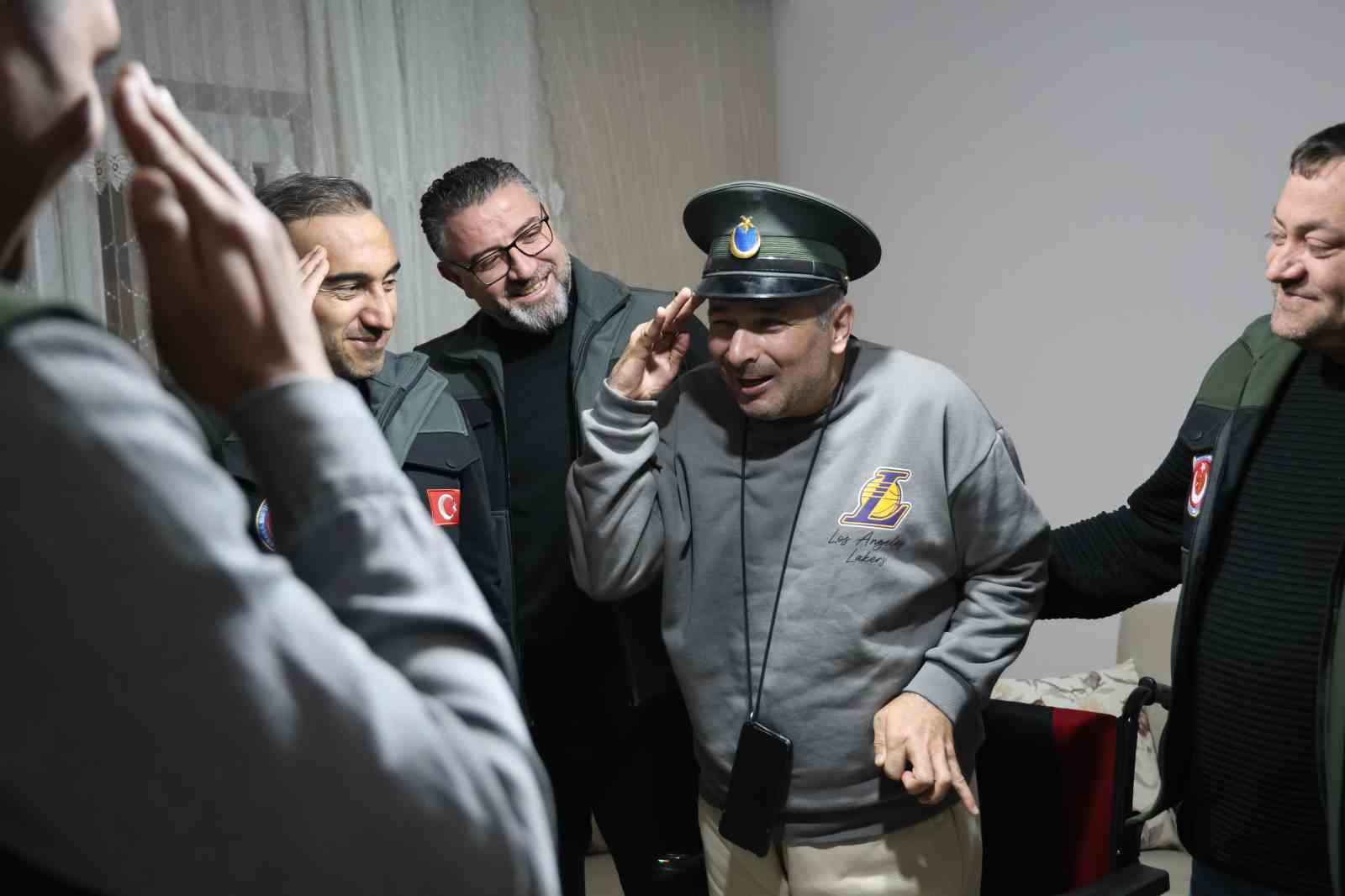 gorevi basinda felc oldu 5 yildir gazilik unvaninin verilmesini bekliyor 3 gfIGzDr2