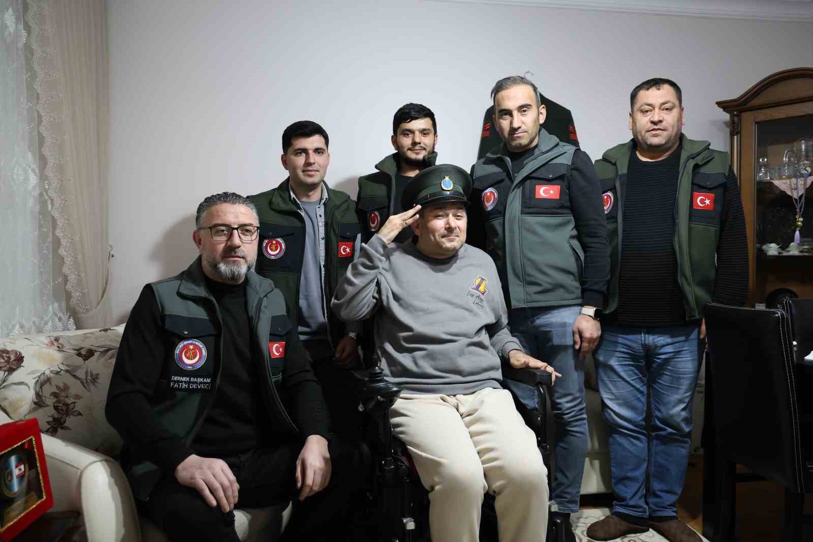 gorevi basinda felc oldu 5 yildir gazilik unvaninin verilmesini bekliyor 4 6bh86M88