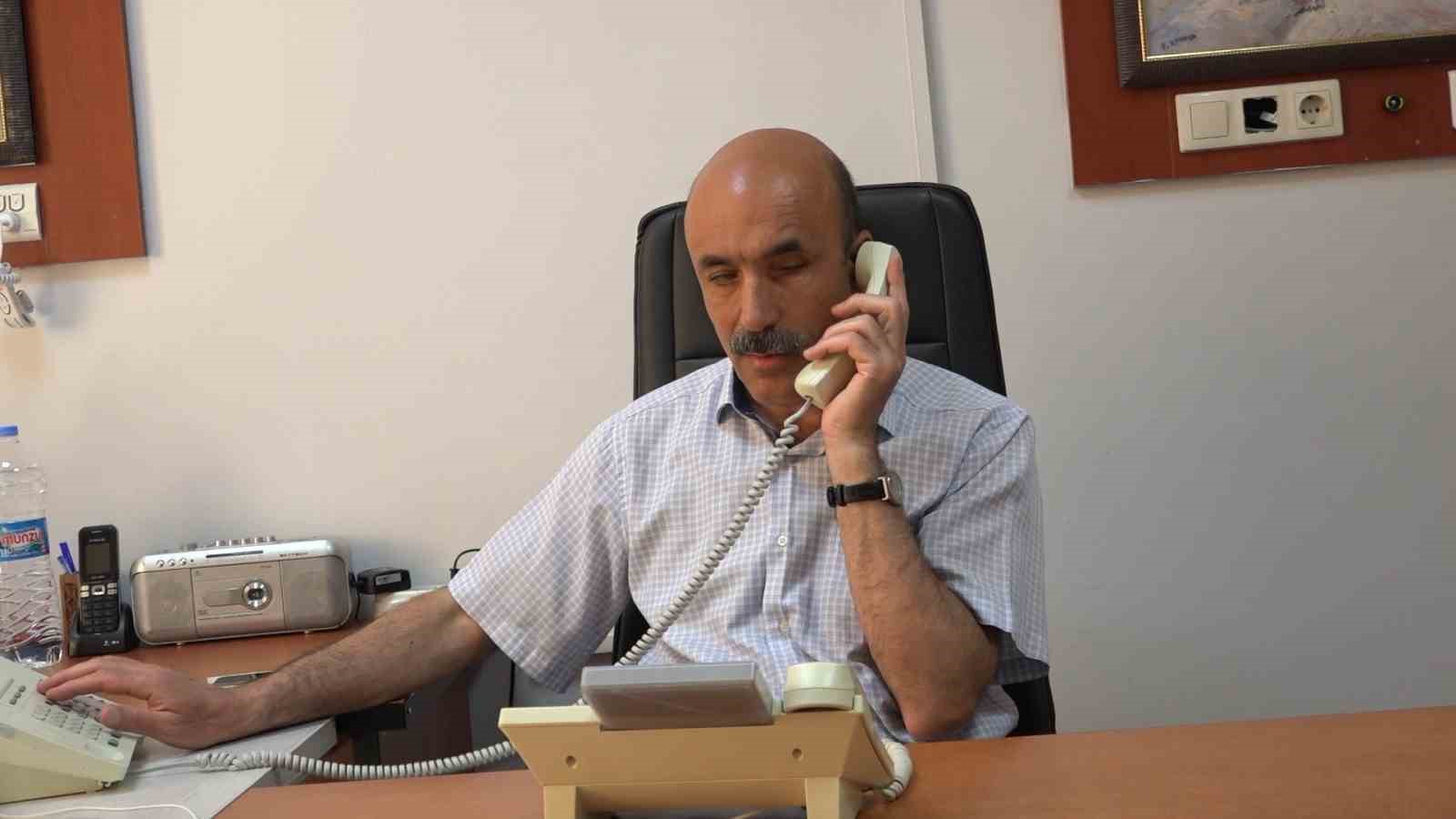 gorme engelli santral memuru hafizasiyla hayran birakiyor bin 500 numarayi ezbere biliyor 1 O6dyVen7