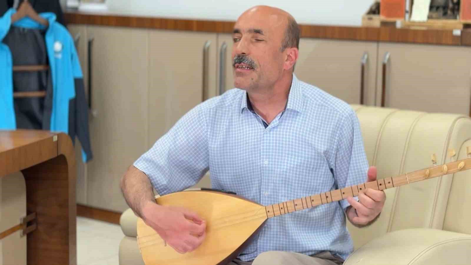 gorme engelli santral memuru hafizasiyla hayran birakiyor bin 500 numarayi ezbere biliyor 3 maUUaJM7
