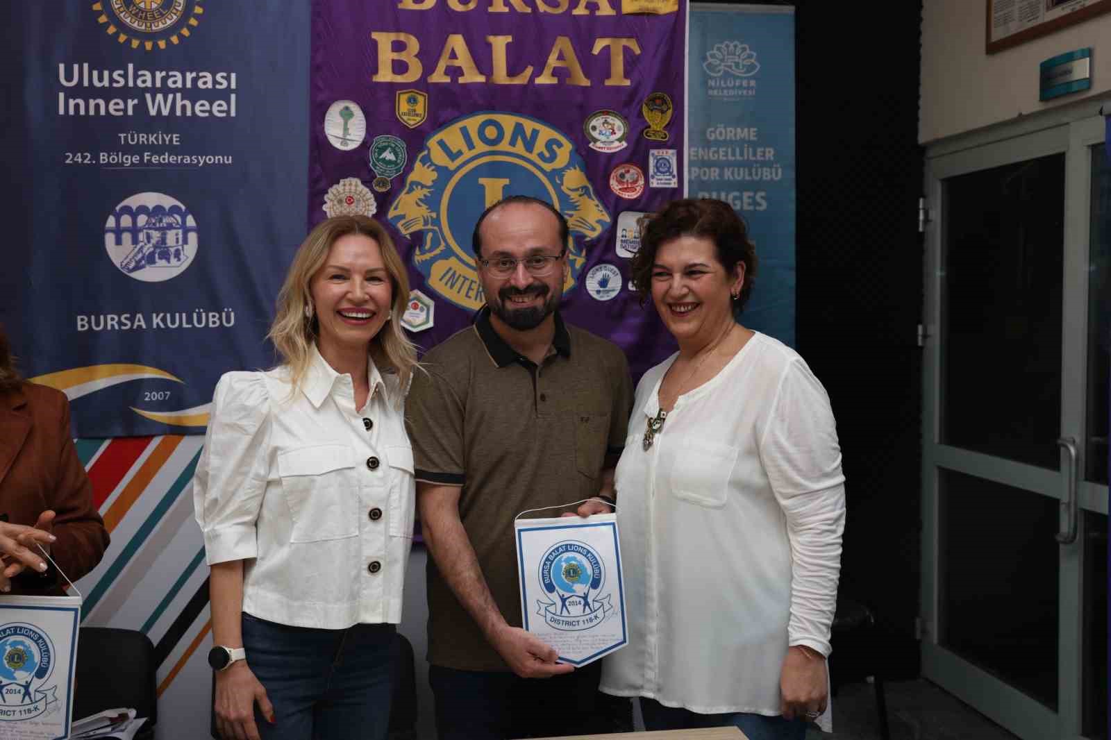 gorme engelli sporcular icin canli radyo tiyatrosu sahnelendi 3 ID2DNfLj