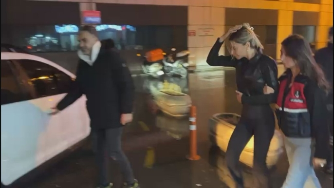 Şeyma Subaşı’ndan “Zamanında tövbenizi edin bence” paylaşımı 4 gorsel 2026 01 27 134554497