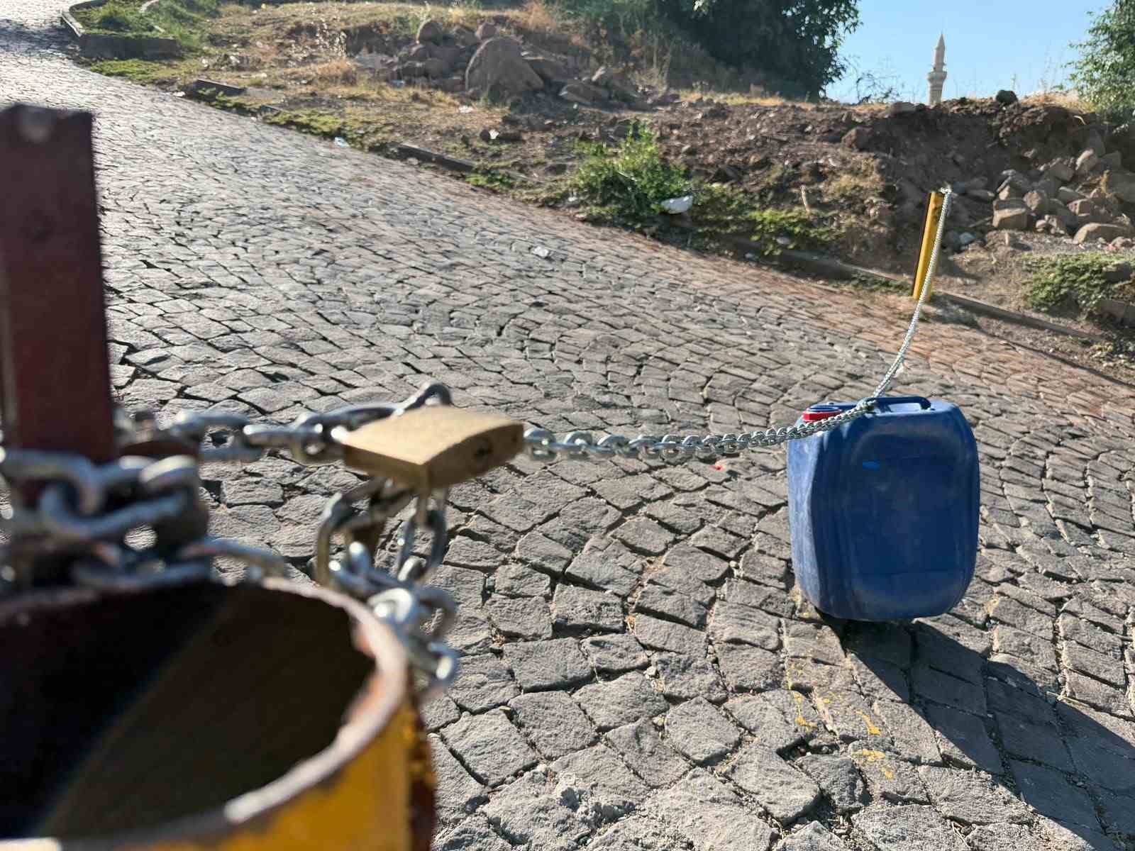 Görünmez zincir sürücülere tuzak oldu 7 gorunmez zincir suruculere tuzak oldu 3 hLy143rs