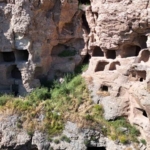 goruntusuyle-dikkat-ceken-3-bin-yillik-apartman-ilgi-bekliyor-q8OnEaPR.jpg