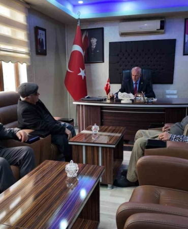goyan-asireti-dugunler-icin-kisitlamaya-gitti-kadinlar-basimizin-tacidir-7Cxeiggh.jpg