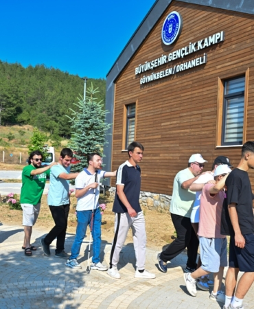 goynukbelen-genclik-kampi-gorme-engelli-gencler-doga-ile-bulustu