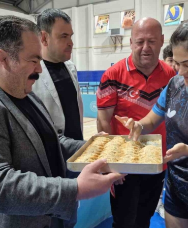 gozelden-sivastaki-milli-sporculara-moral-ziyareti-6xKqrFy4.jpg