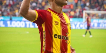 goztepede-ilk-devrenin-yildizi-juan-oldu-xPCFZz5M.jpg