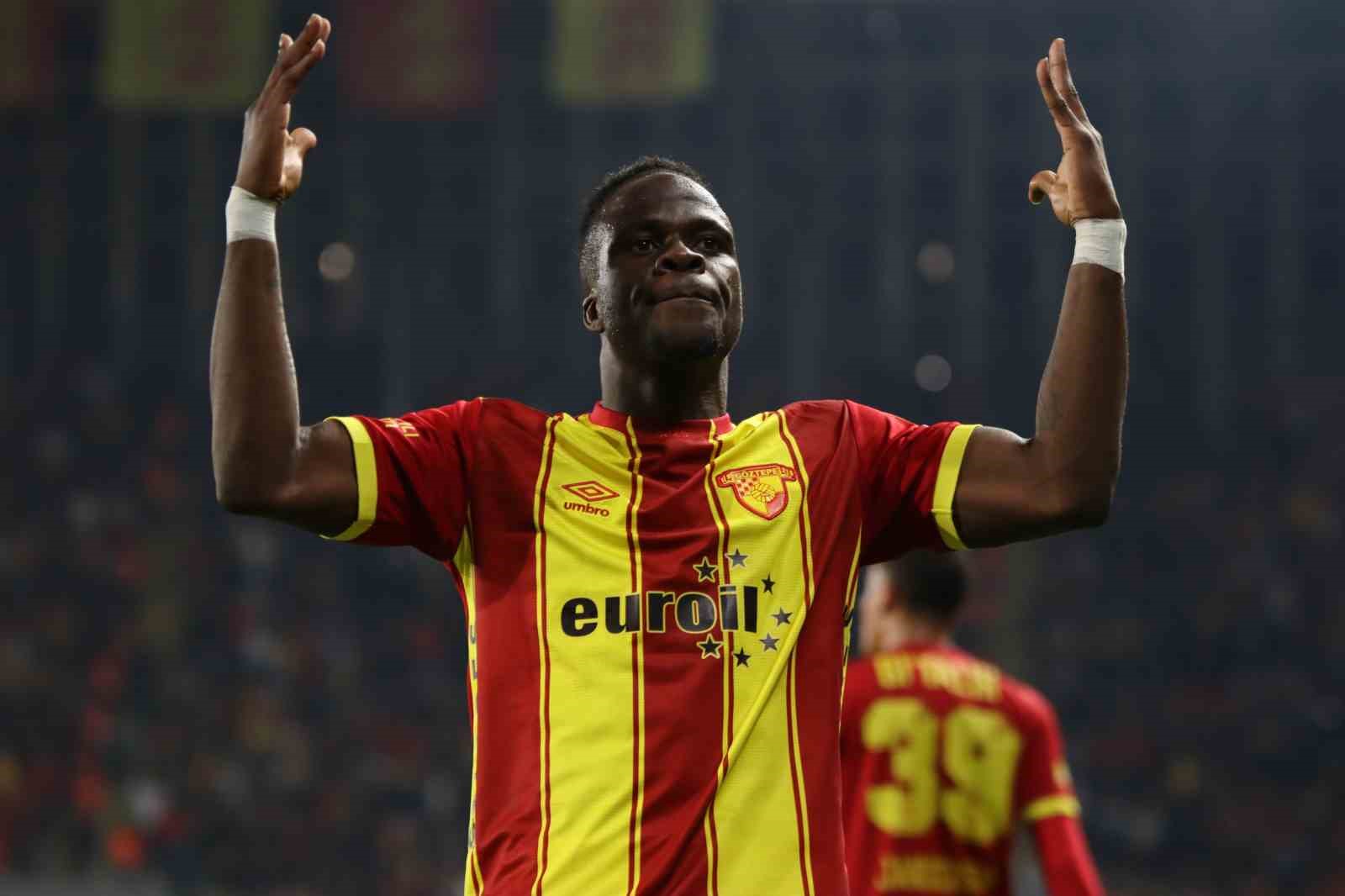 goztepede olaitan besiktas yolunda 3 BZf3tGwa